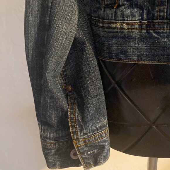 Old navy women’s M Jean jacket Front Side & inside pockets Very nice condition - Picture 6 of 16